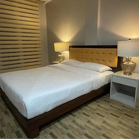 J Spazio Apartelle And Cafe Baranghauon Ngoại thất bức ảnh