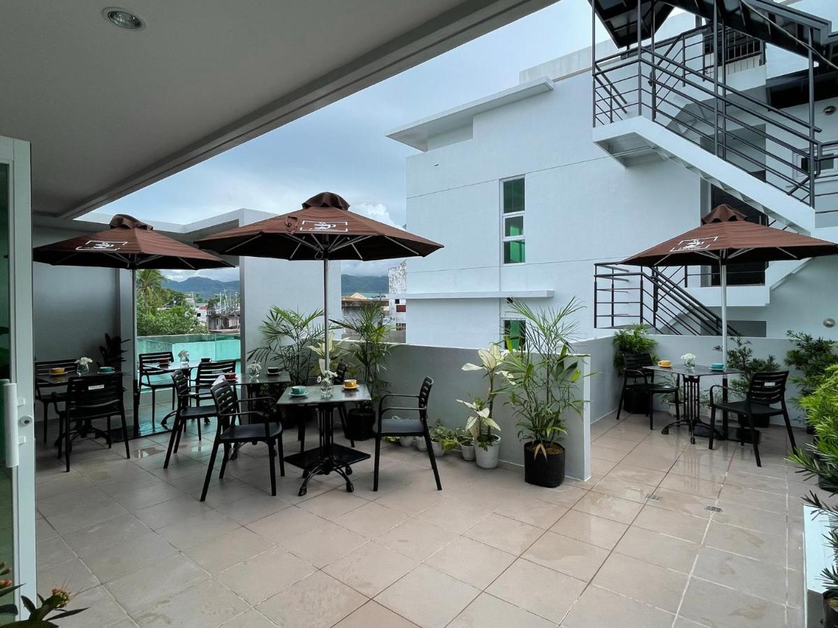 J Spazio Apartelle And Cafe Baranghauon Ngoại thất bức ảnh