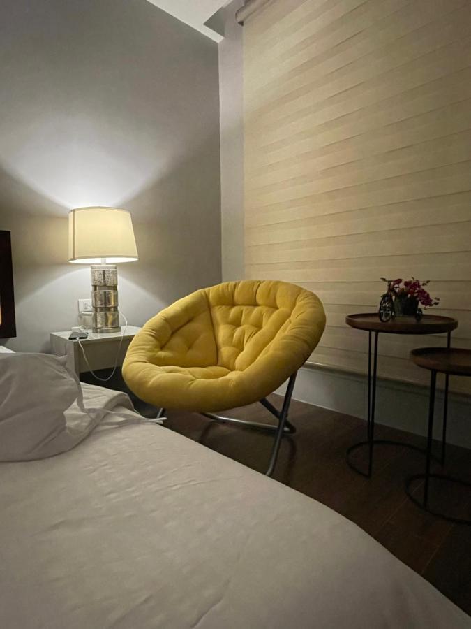 J Spazio Apartelle And Cafe Baranghauon Ngoại thất bức ảnh