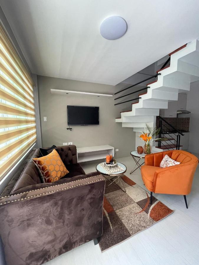 J Spazio Apartelle And Cafe Baranghauon Ngoại thất bức ảnh